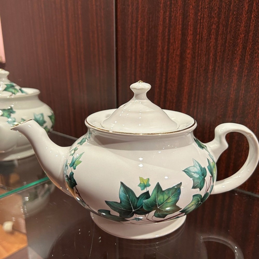 Vintage Farmhouse  Price Bros Kensington China Ivy Leaf Teapot 5.75" High w/Lid